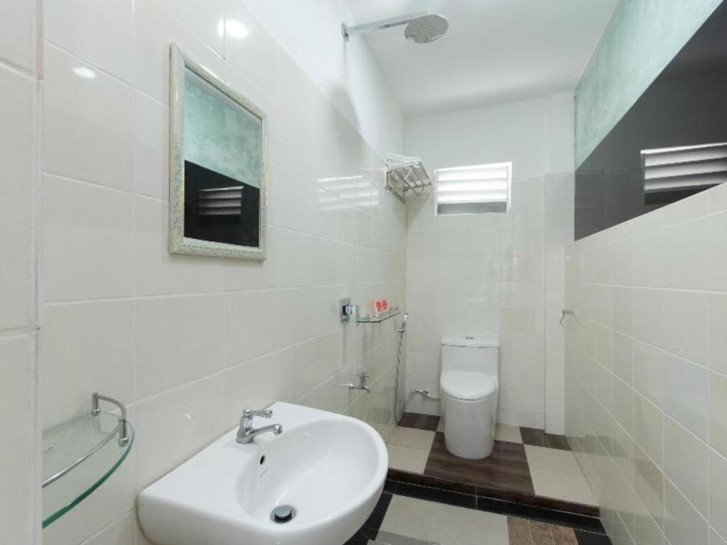 Oyo 44011 Weng Bee Guest House Kota Kinabalu Ngoại thất bức ảnh