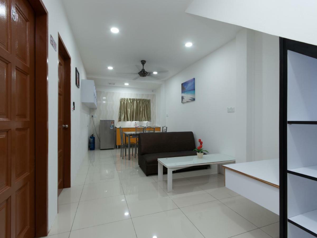 Oyo 44011 Weng Bee Guest House Kota Kinabalu Ngoại thất bức ảnh