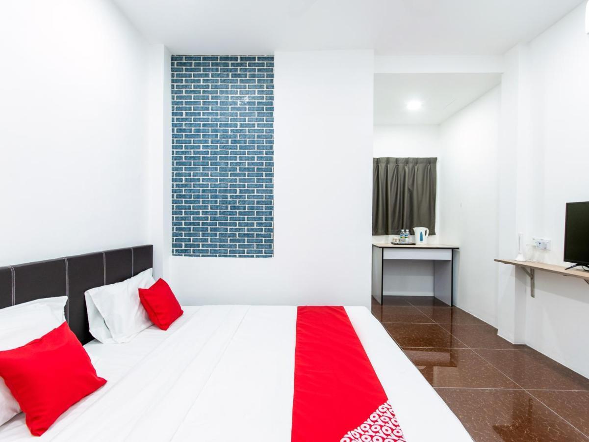 Oyo 44011 Weng Bee Guest House Kota Kinabalu Ngoại thất bức ảnh