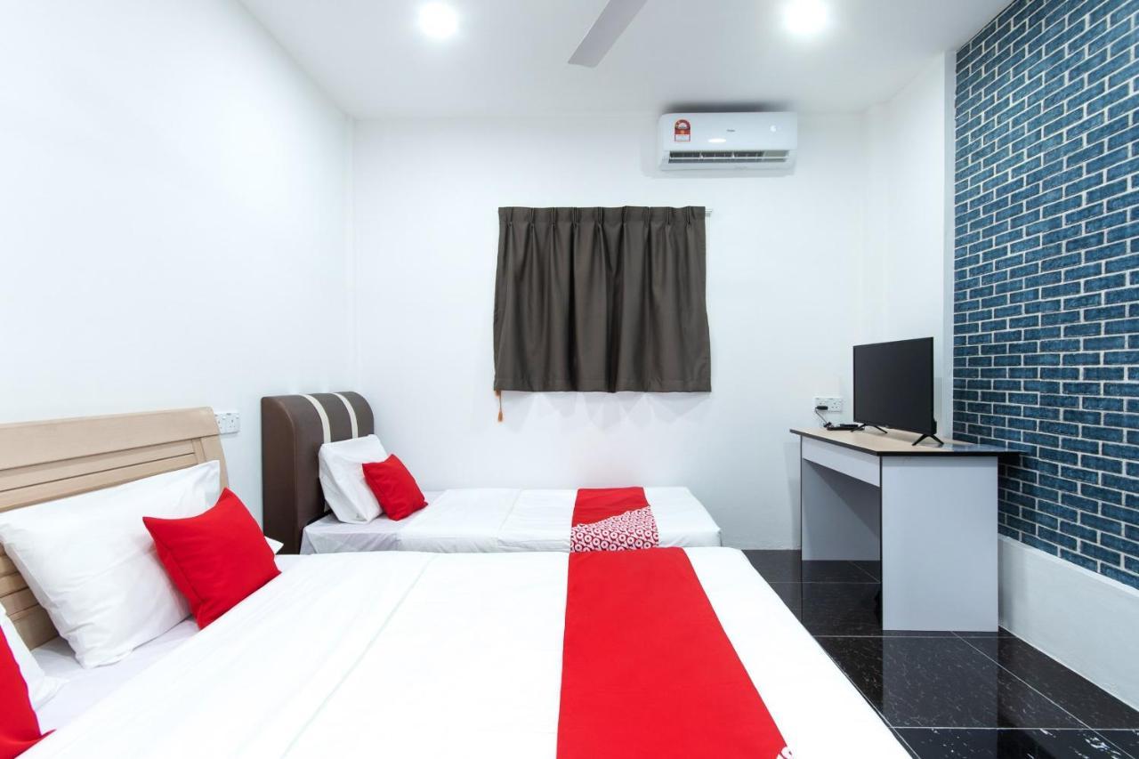 Oyo 44011 Weng Bee Guest House Kota Kinabalu Ngoại thất bức ảnh