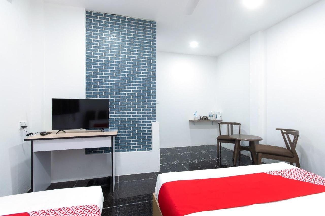 Oyo 44011 Weng Bee Guest House Kota Kinabalu Ngoại thất bức ảnh