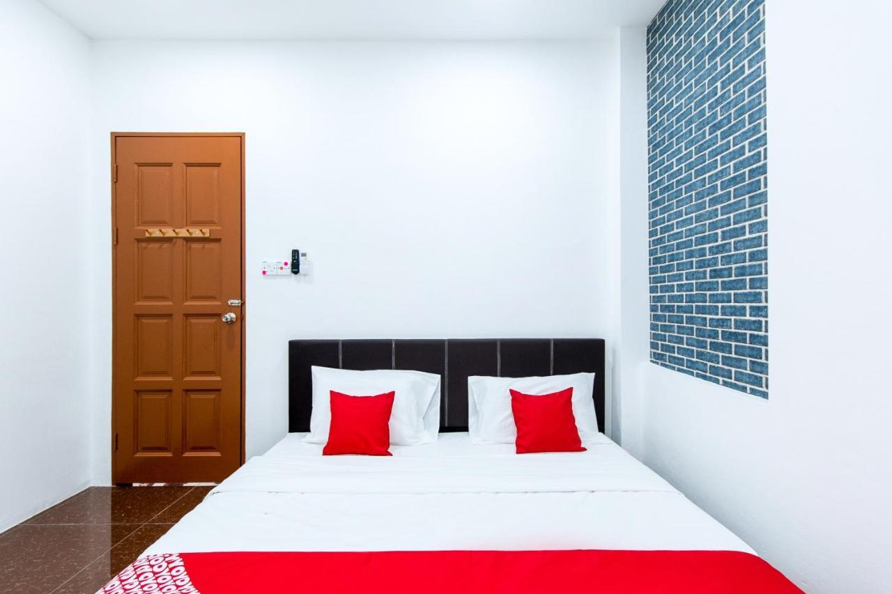 Oyo 44011 Weng Bee Guest House Kota Kinabalu Ngoại thất bức ảnh