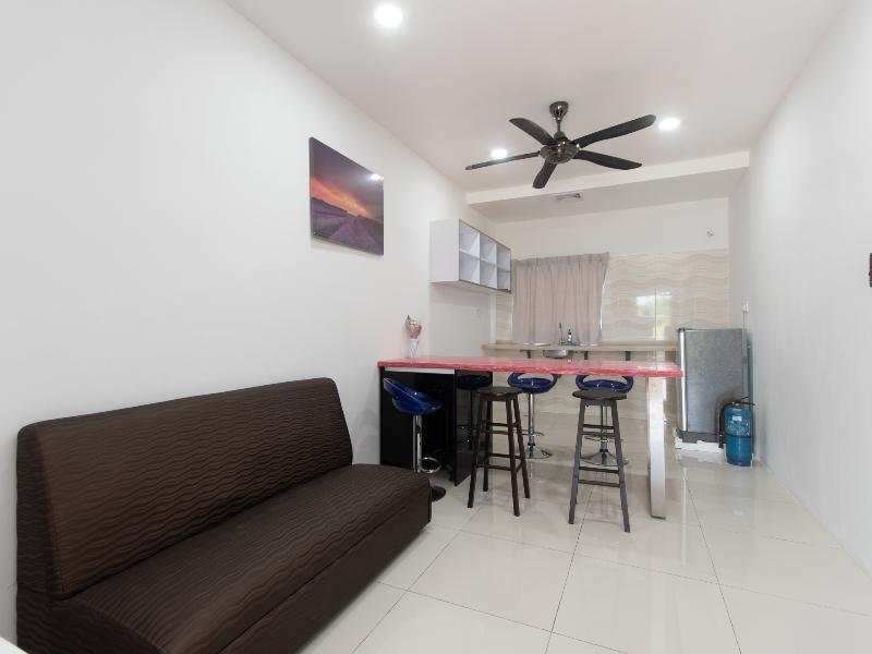 Oyo 44011 Weng Bee Guest House Kota Kinabalu Ngoại thất bức ảnh
