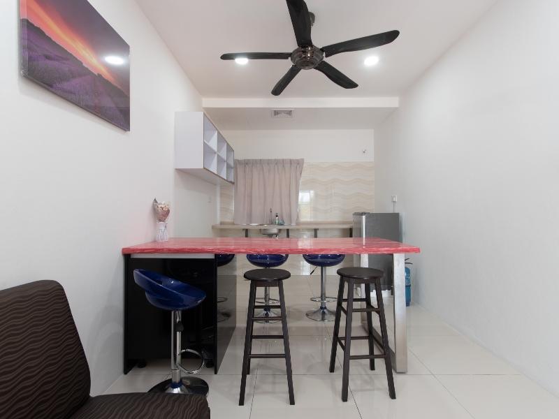 Oyo 44011 Weng Bee Guest House Kota Kinabalu Ngoại thất bức ảnh